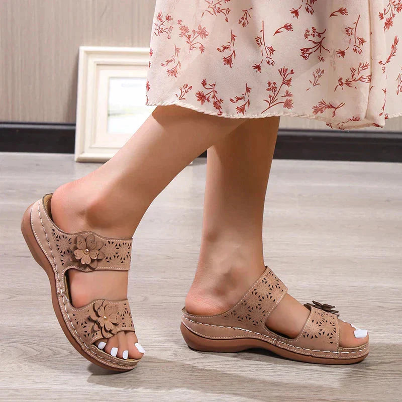 Malia - Sandales pour femmes avec imprimé floral confortable et talon compensé